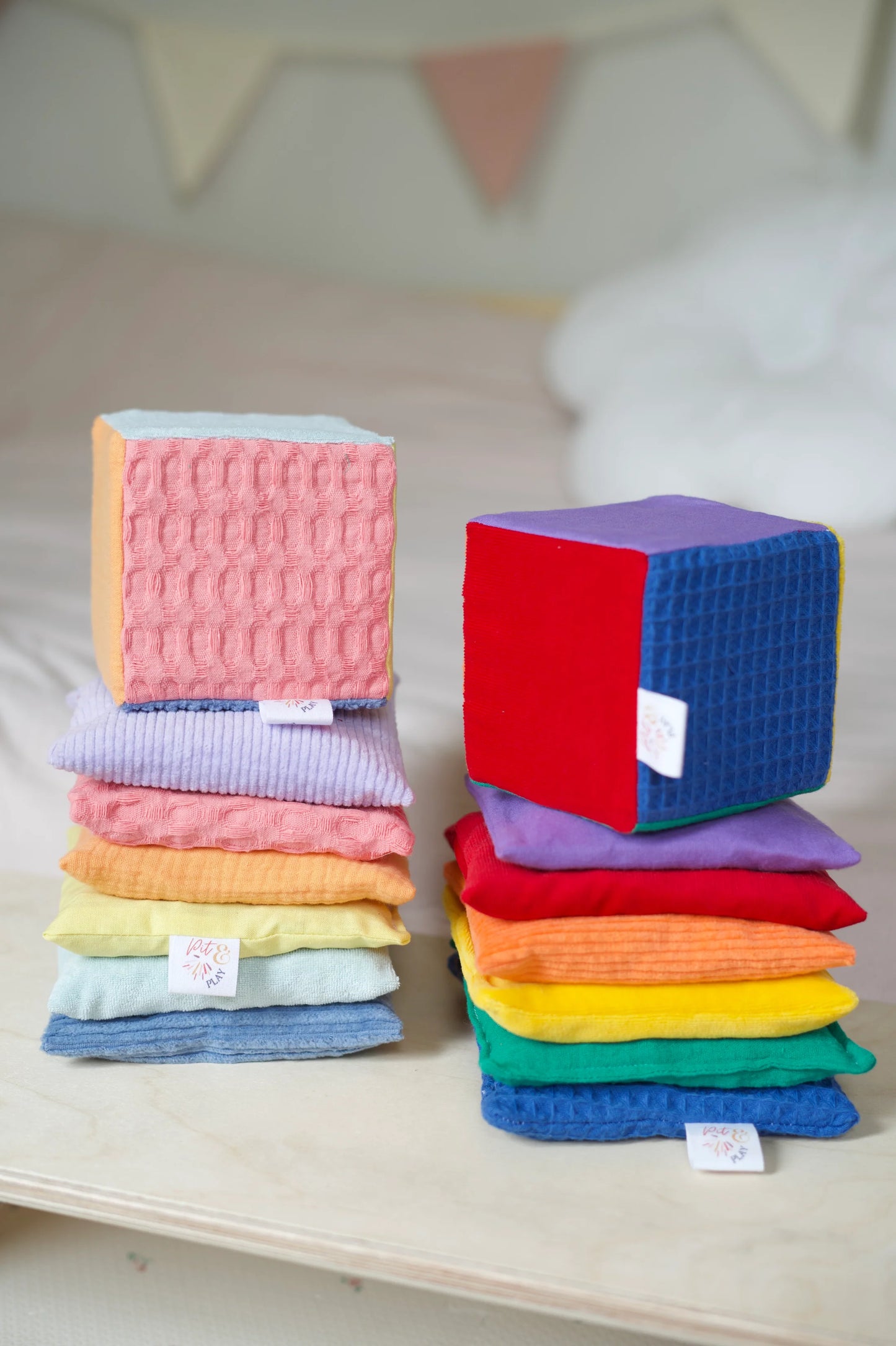 Pit & Play | Pastel dobbelsteen Stapelstein